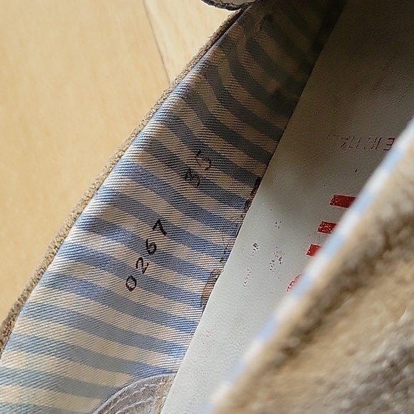 Miu Miu suede loafers - Picture 6 of 10